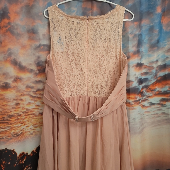 Elegant lace dress | size 10 - Picture 4 of 5